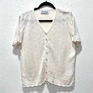 Vintage Elegant Ivory Knit Blouse with Button Detail M